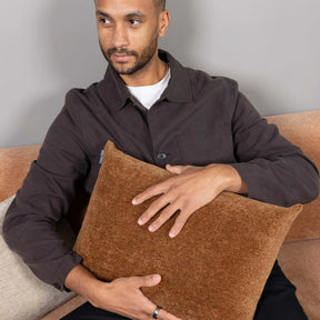 Levi Viscoschaum Deko-Kissen mit Schlaffunktion Stoff: Teddy-Cord / Soft-Canvas