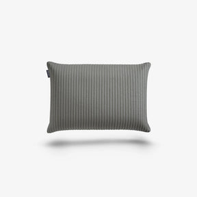 Levi Viscoschaum Deko-Kissen mit Schlaffunktion Stoff: Teddy-Cord / Soft-Canvas