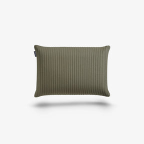 Levi Viscoschaum Deko-Kissen mit Schlaffunktion Stoff: Teddy-Cord / Soft-Canvas