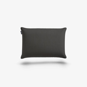 Levi Viscoschaum Deko-Kissen mit Schlaffunktion Stoff: Teddy-Cord / Soft-Canvas